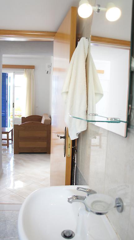 Pleiades Apartments Lefkos  Bilik gambar